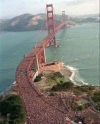 Golden Gate Bridge.  800.000 people on the bridge in 1987 - Copied from Internet