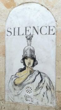 Street art Silence