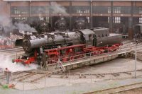 Locomotive_BR52-8177-9