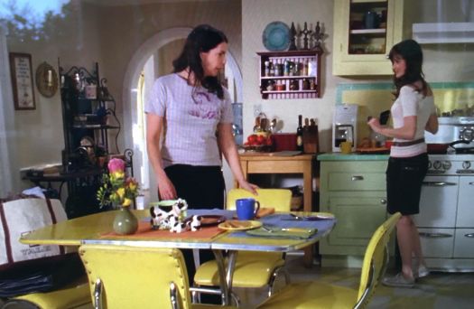 Jigsaw Puzzle Gilmore Girls In Lorelei S Kitchen 308 Pieces Jigidi   L