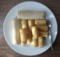Wobbly food - Vegan sausage rolls & potato croquettes