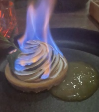 Dessert, merique flambe