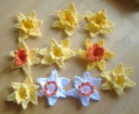 Seasonal Crafts - Knitting - Daffodil Blooms