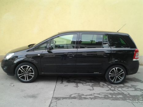 OPEL ZAFIRA "B"