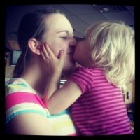 539790_4316344920504_1787842623_n