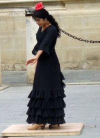 Flamenco dancer, Sevilla street