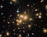 Galaxy Cluster Abell 1689 Deflects Light