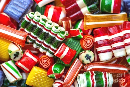 Solve Old Fashion Christmas Candy Jigsaw Puzzle Online With 24 Pieces