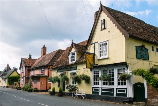 Solve The Peacock Inn. Chelsworth. Suffolk. UK. jigsaw puzzle online