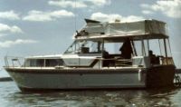 Classic Chris Craft 35 Catalina