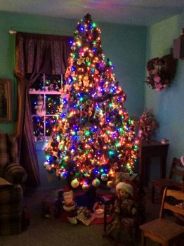 Christmas Magic- My Cristmas Tree on Christmas Eve