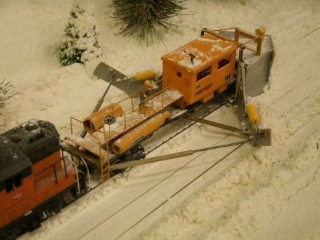 Solve Train plows snow in Sierra Nevada mountains jigsaw puzzle online ...