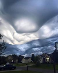 Undulatus Asperatus clouds found in Kansas