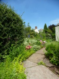 UK Garden in Stogumber, less pieces