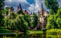Hungary_Vajdahunyad_Castle