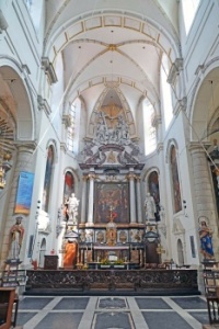 Begijnhofkerk interieur. 