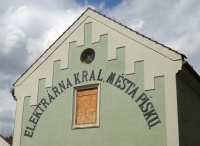 Byl to ten slavný den, kdy k nám byl zaveden elektrický proud...
