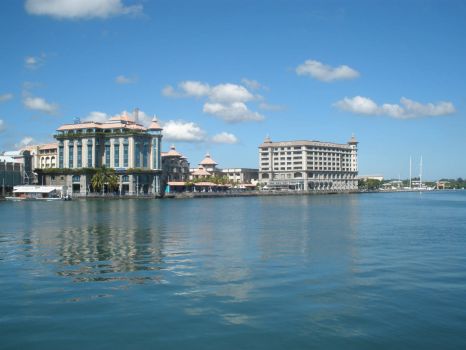 Solve Le Caudan Waterfront shopping and leisure centre in Port Louis ...