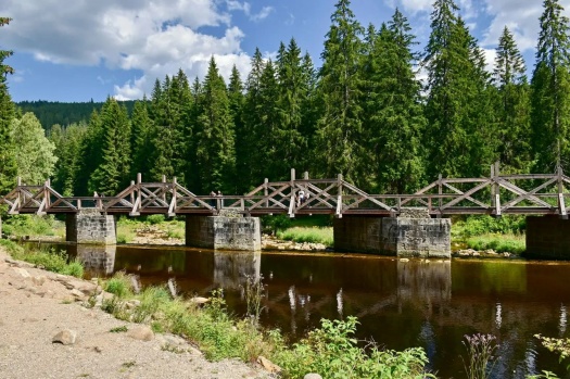 Solve Hradlový most ( Rechle) na řece Vydře na Šumavě jigsaw puzzle ...