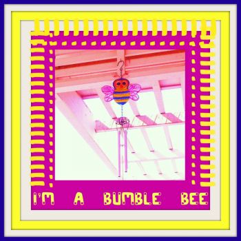 ==  WEEKLY  THEME  ==  WIND   CHIMES  ==   ==  BUMBLE    BEE   WIND   CHIME ==