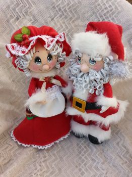 Santa and Mrs Claus dolls