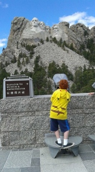 Checking out Mt Rushmore