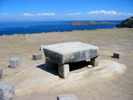 Isla del Sol Inca table