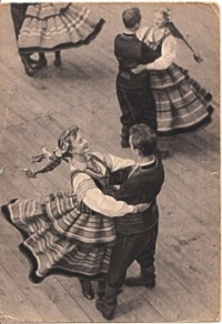 dancers scan