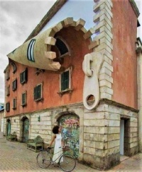 THE "UNZIP THE THE WALLS" HOUSE, MILAN, ITALY