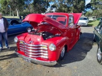 Love these early chevy pickups_0214