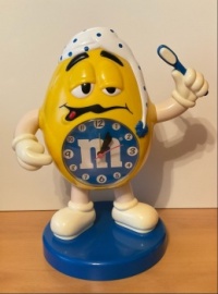M&M wake up