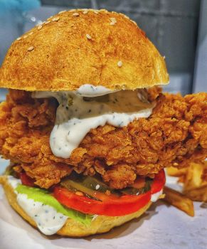 Fried Chicken SandWich with Ranch Dressing