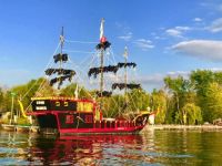 Pirate Party Boat