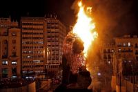 Cremà falla ayuntamiento 2015 (difícil)