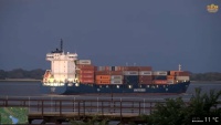Screenshot 2025-05-28 at 22-16-14 (14) Live von der Elbe vor Grauerort – Schiffsverkehr hautnah erleben Shipspotting 180° Panorama - YouTube