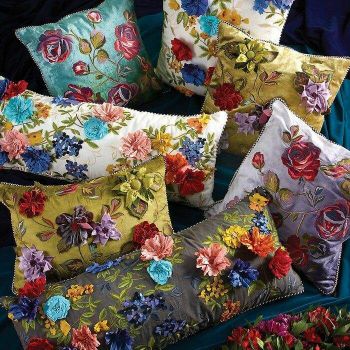 FLOWERS ON CUSHIONS