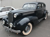 Cadillac "Series 60" - V8 - 1937