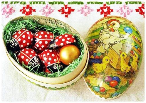 Nostalgic Wooden Easter Egg Box Stuffed with Chocolate LadyBugs