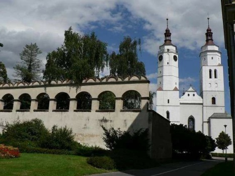 Švédská zeď a kostel sv. Martina Krnov - Česká republika / Slezsko /