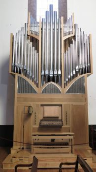 Small pipe organ in Funchal