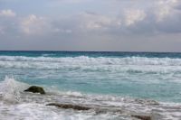 Cancun waves