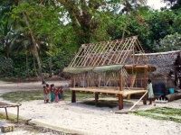 Building the house on Gilibwa beach (Trobriand Islands, Papua New Guinea)