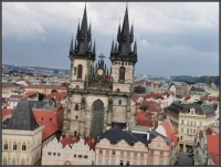 Praha - pohled na Staroměstskou radnici...  Prague - Looking at the Old Town Hall ...