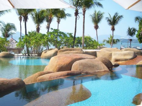 Solve Pool 2 jigsaw puzzle online with 165 pieces