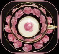 Pinknblack vintage-teacup-set