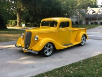 1935 Ford truck_572