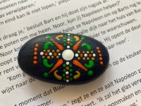 3212 Happy stone