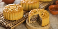 Desserts Around The World - China - Mooncake