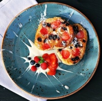 Fresh & fruity breakfast
