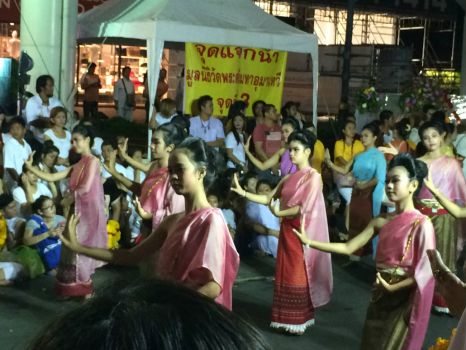 Dancing girls on procession, Bangkok